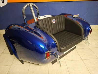 Cobra Sofa
